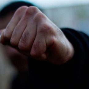 На Борщевщине четверо молодых людей избили 16-летнего парня