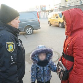 Пешеходы обязаны соблюдать правила дорожного движения наравне с водителями