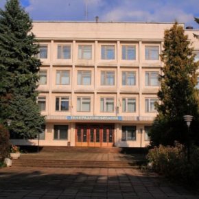 Помещение телерадиокомпании отдали Тернопольскому музыкальному колледжу. Помещение телерадиокомпании отдали Тернопольскому музыкальному колледжу.