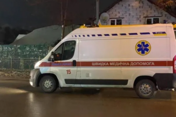 Внезапно стало плохо: в Тернополе на улице умер человек