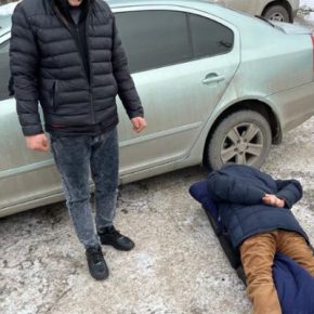 Еще двоих тернопольских правоохранителей подозревают в угрозах и насильственном содержании двух человек