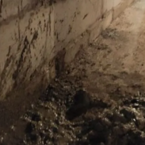 Унитаз - не помойка: в Тернополе в новом доме люди забили канализацию строительным раствором