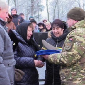 Единственный и долгожданный сын: в Тернопольской области попрощались с молодым Героем