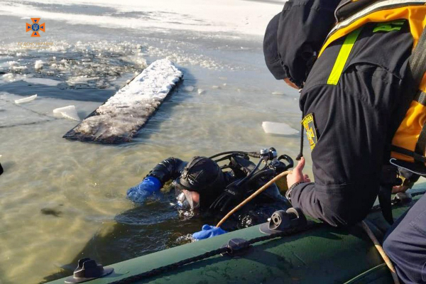 На Тернопольщине нашли тело юноши, который провалился под лед