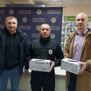 Тернопольским спецназовцам благотворители передали тепловизоры