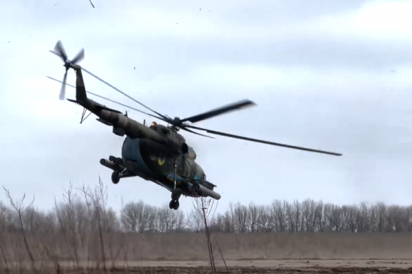 «Русский команда» передала пилотам современные авиационные шлемы (видео)