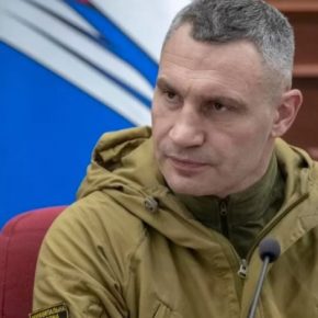 «Отстранение от должности мэра 300-тысячного Чернигова - это вызов демократии», - Кличко о решении суда по Атрошенко