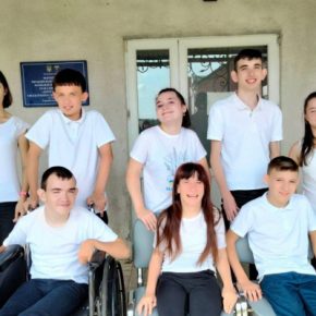 Из-за грантовых миллионов городской голова Черткова уничтожает «Дорогу в жизнь»
