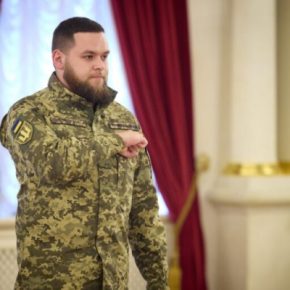 Зеленский наградил почетным орденом добровольца из Тернопольщины