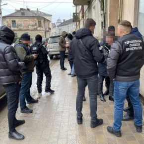 Получил взятку 10000 грн: в Тернопольской области будут судить начальника отдела полиции