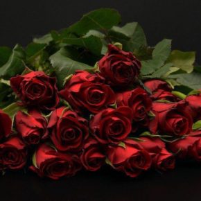 В Тернополе 28-летний мужчина заказал цветы и еду на 35 000 грн и не заплатил