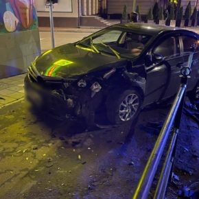 Авария в Тернополе у ​​моста: столкнулись два автомобиля