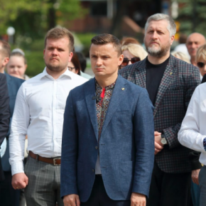 «Это кровавый месяц в нашей истории»: в День Героев председатель Тернопольского областного совета почтил борцов за Украину