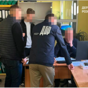 В Тернопольской области налоговик «помогал» предприятию избежать уплаты 32 млн грн налогов
