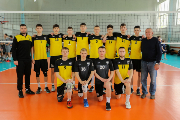 Тернопольские волейболисты завоевали « серебро» на чемпионате Украины