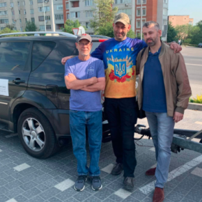 Генератор, зарядная станция и другие вещи передали на фронт волонтеры «Украинской команды»