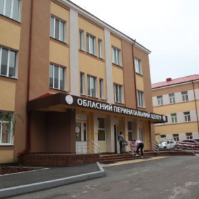Медицинский скандал в Тернополе: объединение областной детской больницы с перинатальным центром противоречит постановлению Кабмина