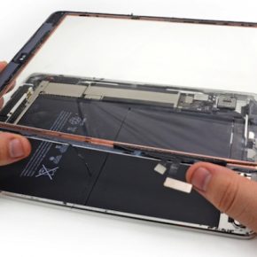 Ремонт iPad: выбор между заменой стекла с сенсором и заменой дисплейного модуля