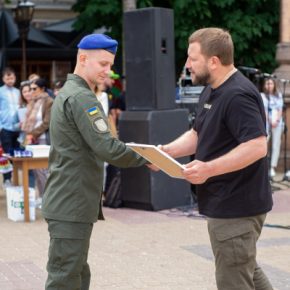 В Тернополе состоялись торжества по случаю одного из важнейших государственных праздников – Дня Конституции Украины
