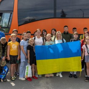 Дети погибших воинов из Тернопольщины уехали на отдых в Польшу