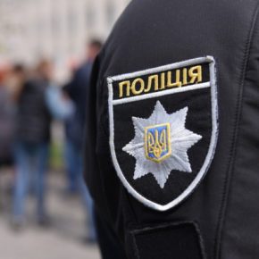 В Тернополе водитель показал патрульным фальшивое удостоверение