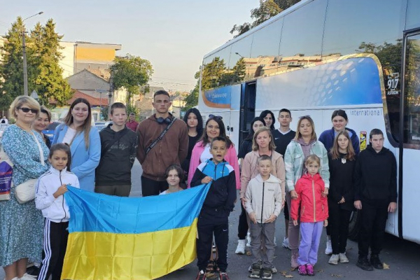 Дети военных из Тернополя уехали на отдых в Польшу