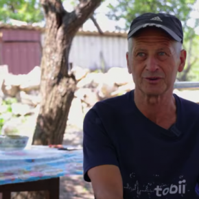 Если бы не уехал, то сегодня бы разговора с вами не было… - уроженец поселка Архангельское Виктор Яремицкий