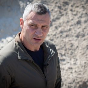 Киев готовится к сложной зиме – завершены проверки теплосетей, котельные снабжаются генераторами, – Кличко