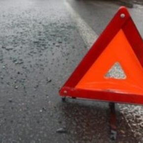Ночью под Тернополем мотоциклист врезался в дерево и погиб