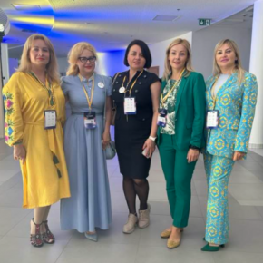 Почетной гостьей саммита World for Ukraine в Польше стала глава ОО «Ассоциация женщин Украины «Действие.Тернополь» Ольга Шахин
