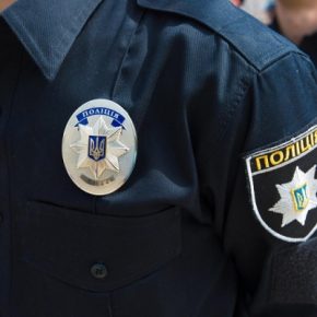 Тернопольчанин, чтобы избежать штрафа, обвинил патрульных в краже 100 долларов