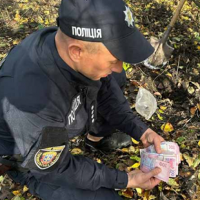 В Тернопольской области пенсионерка заставила полицейских перекопать земельный участок, чтобы найти скрытые средства