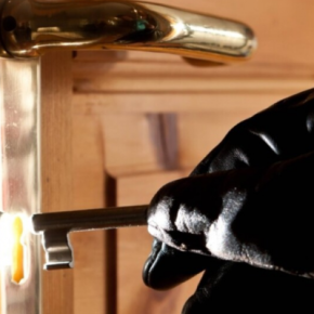 Полмиллиона гривен, 38 тыс. долларов и 11 тыс. евро: в Чорткове задержали за кражу жителя Львовщины