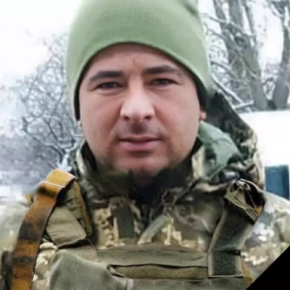 Теребовля плачет: на фротне убили 33-летнего Героя Михаила Крупу