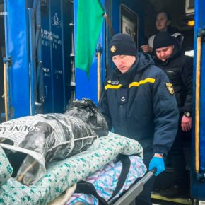 В Тернополь прибыл еще один поезд с эвакуированными жителями прифронтовых областей