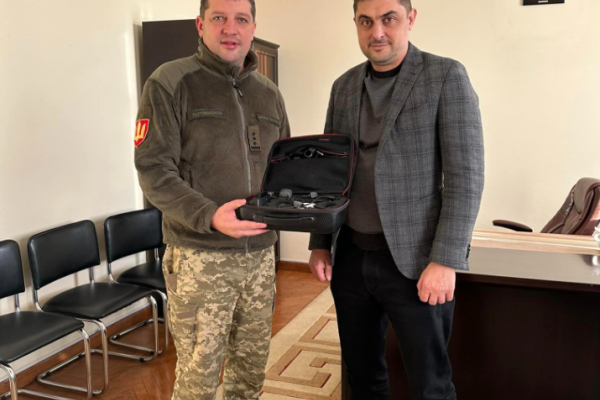Курсанты Тернопольского колледжа получили дрон для обучения