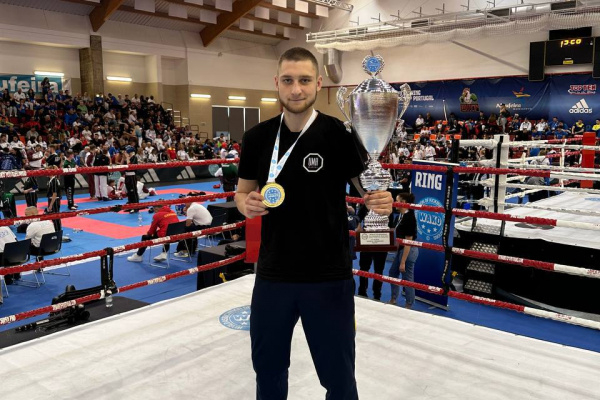 Тернополянин Владислав Касиян - чемпион мира по кикбоксингу