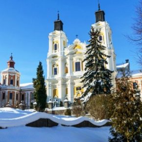 В Кременце не будут устанавливать главную новогоднюю елку города