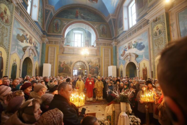 В Кременецке в Николаевский Собор вернулась украинская церковь