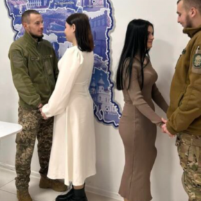 В Тернополе два брата военнослужащих поженились в День ВСУ