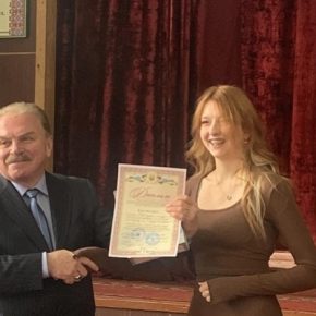 Воспитанница Тернопольского художественного колледжа им. С.Крушельницкой победила в конкурсе авторской песни и поэзии