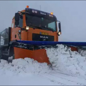 Свернул человека вместе со снегом: водитель снегоочистительной машины смертельно травмировал пешехода