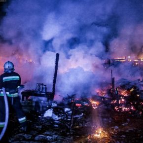 Возле Тернополя сгорело крупное хозяйственное здание