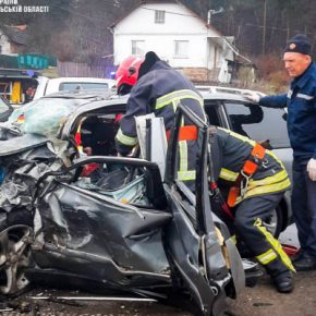 ДТП на Теребовлянщине столкнулись рейсовый автобус, травмировались люди