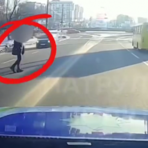 Перебегают дорогу у перехода: в Тернополе пешеходы более 100 раз нарушили правила