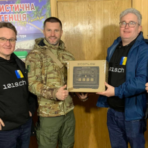 Еще несколько зарядных станций отправили на фронт волонтеры «Украинской команды» Тернопольщины