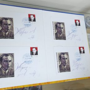 В Тернополе погасили уникальную марку, посвященную Степану Бандере