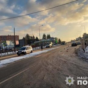 В Тернополе водитель на переходе сбил женщину