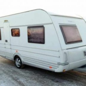 Украинская команда Тернопольщины передала артиллеристам штабной прицеп