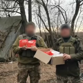 Украинская команда Тернопольщины передала на фронт еще 740 теплых наборов